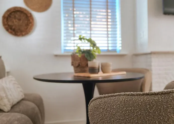 West 7 Διαμέρισμα