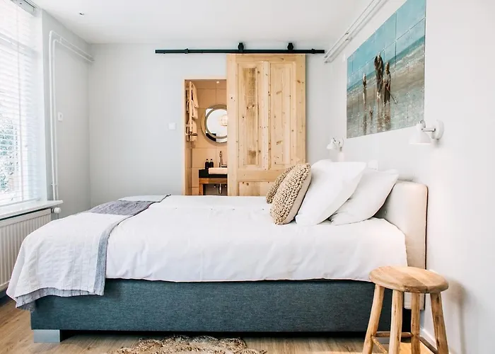 West 7 Διαμέρισμα