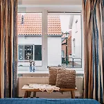 West 7 * Zandvoort
